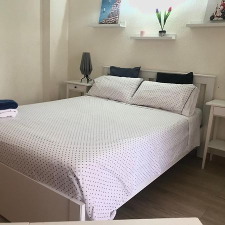 Apartamento Junto Al Mar En Playa San Cristobal Daire Almuñécar Dış mekan fotoğraf