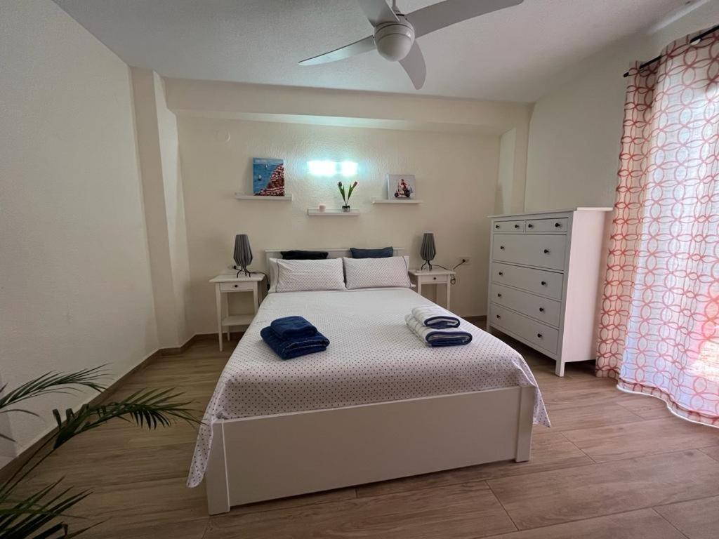 Apartamento Junto Al Mar En Playa San Cristobal Daire Almuñécar Dış mekan fotoğraf