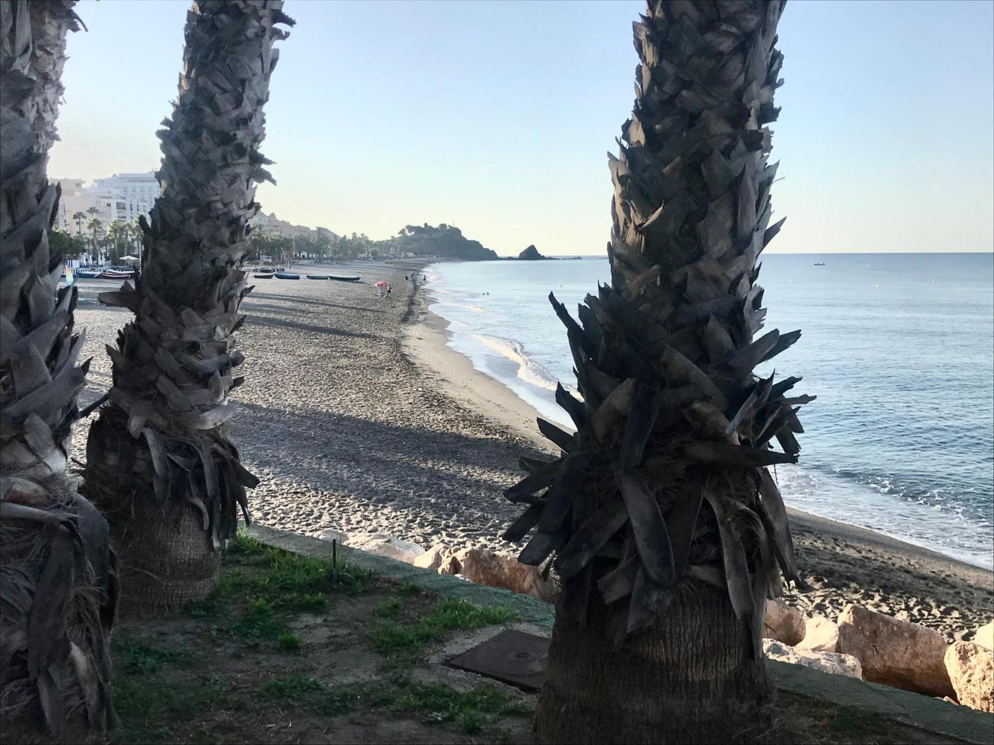 Apartamento 2 Dormitorios En Primera Linea De Playa San Cristobal Almuñécar Dış mekan fotoğraf