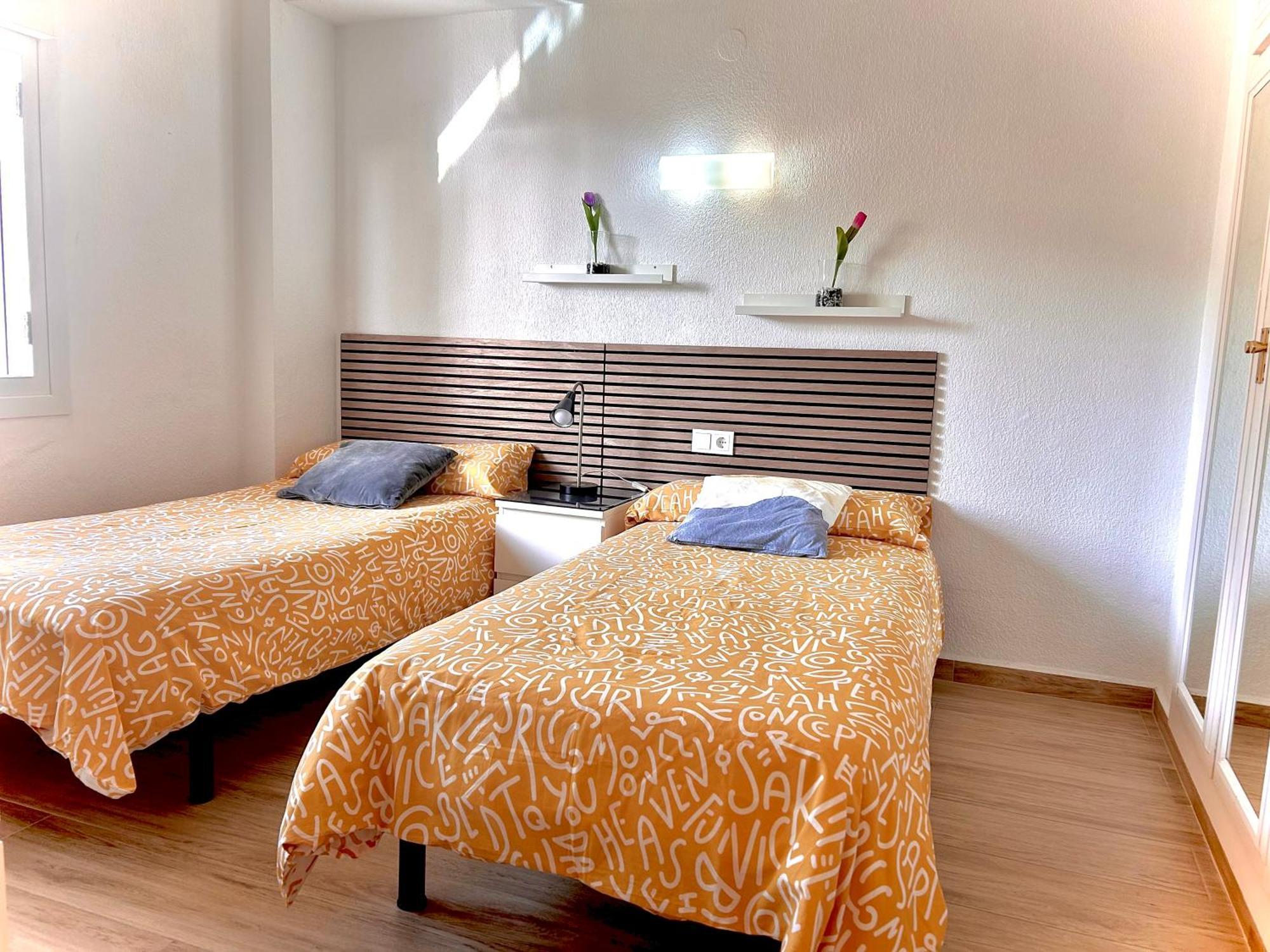 Apartamento 2 Dormitorios En Primera Linea De Playa San Cristobal Almuñécar Dış mekan fotoğraf